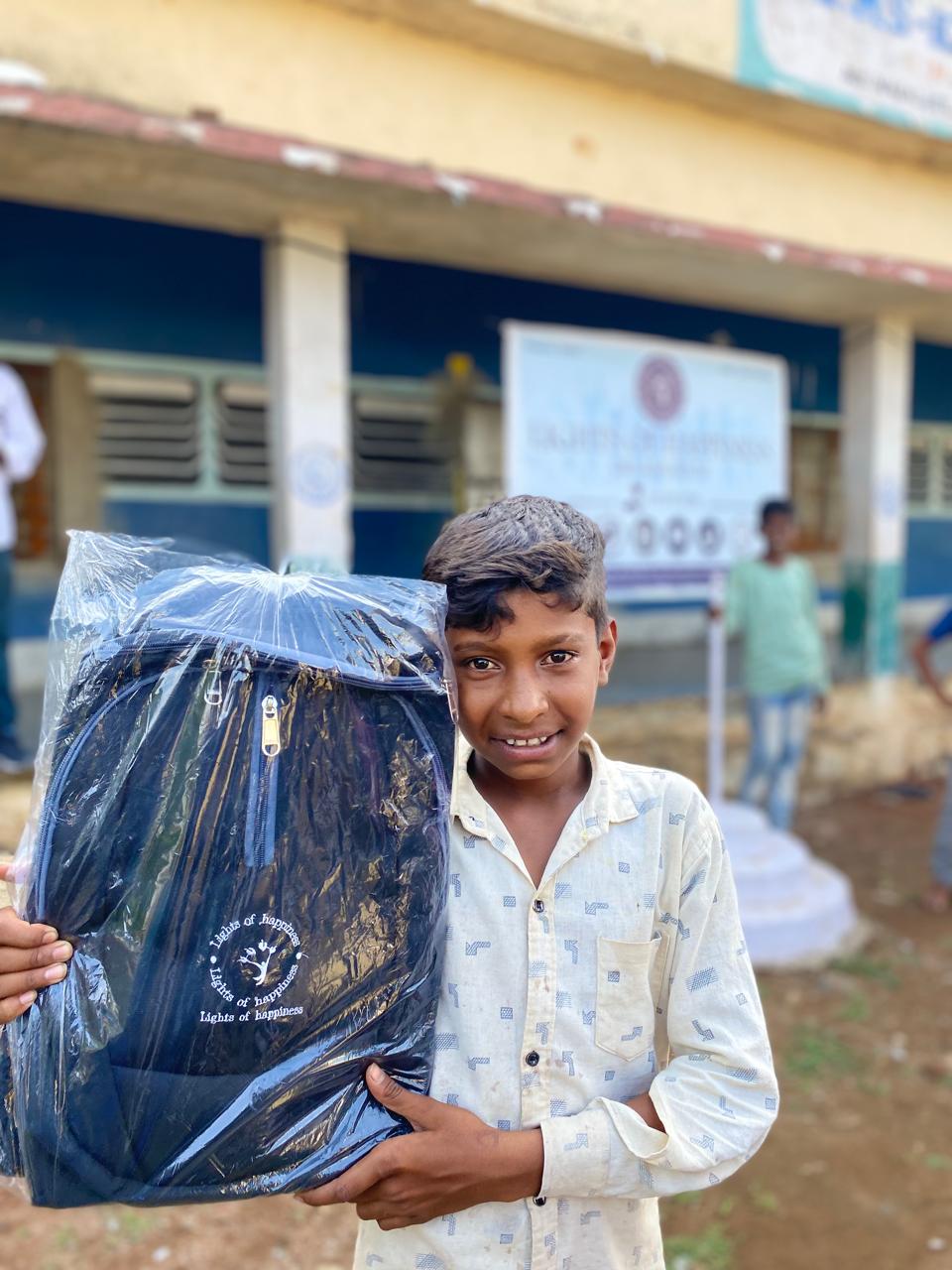 school kit image